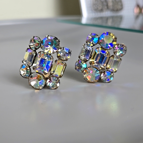 Vintage Crystal Aurora Borealis Clip On Earrings - Picture 1 of 16